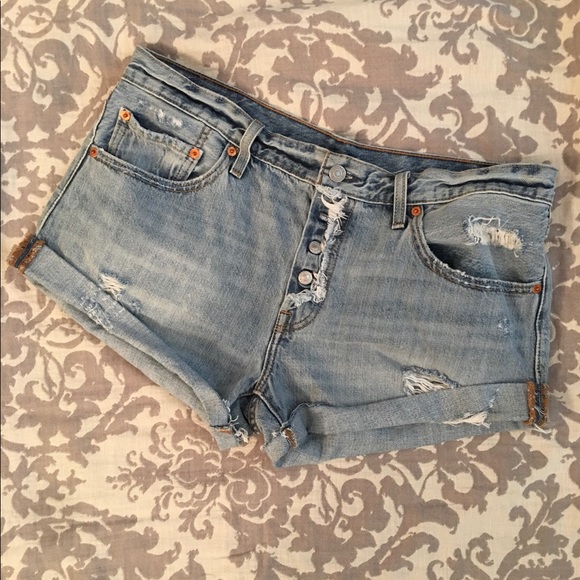 Levi's Pants - Levi’s Button Up Fly Shorts, gently worn, size 30 Levi's Pants - Levi’s Button Up Fly Shorts, gently worn, size 30